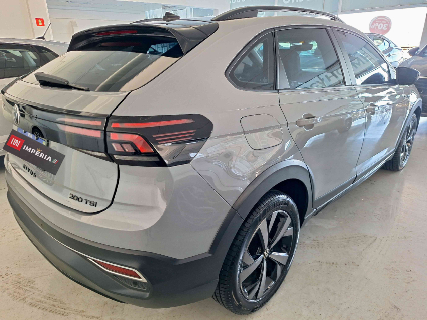 volkswagen nivus 1.0 200 tsi total flex highline automatico 4p 20241