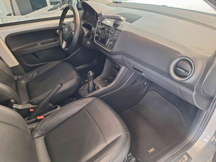 volkswagen up 1.0 170 tsi total flex connect 4p manual 20203