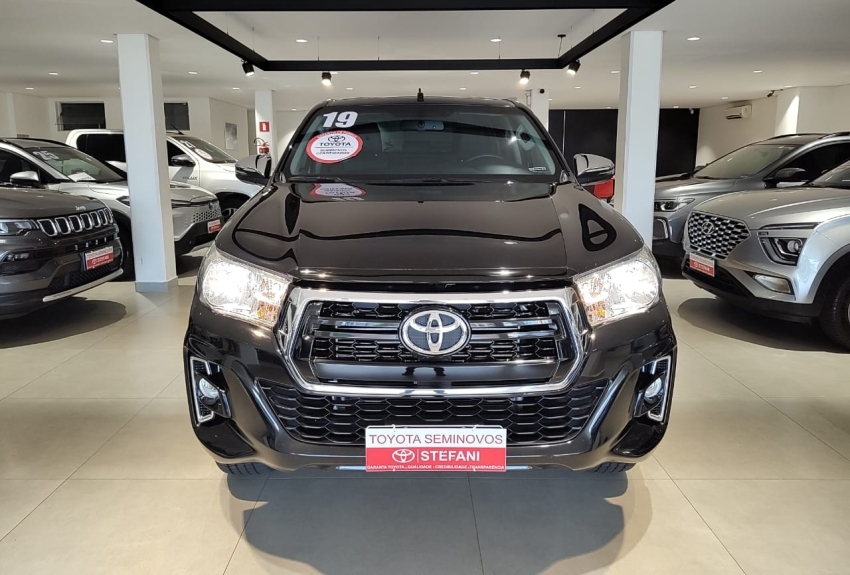 toyota hilux 2.8 srv 4x4 cd 16v diesel 4p automatico toyota hilux 2.8 srv 4x4 cd 16v diesel 4p automatico