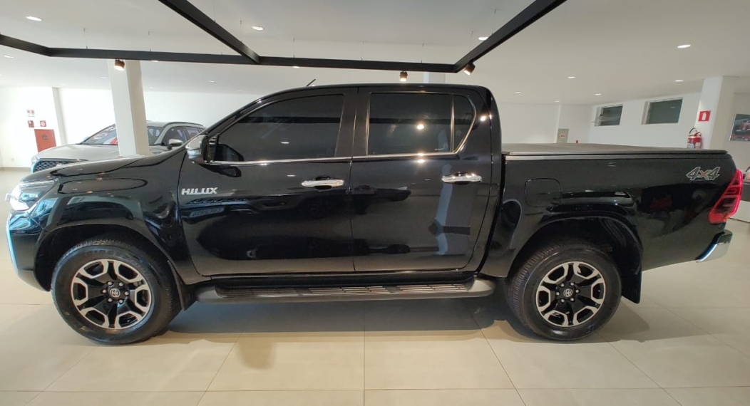 toyota hilux 2.8 d-4d turbo diesel cd srx 4x4 automatico.