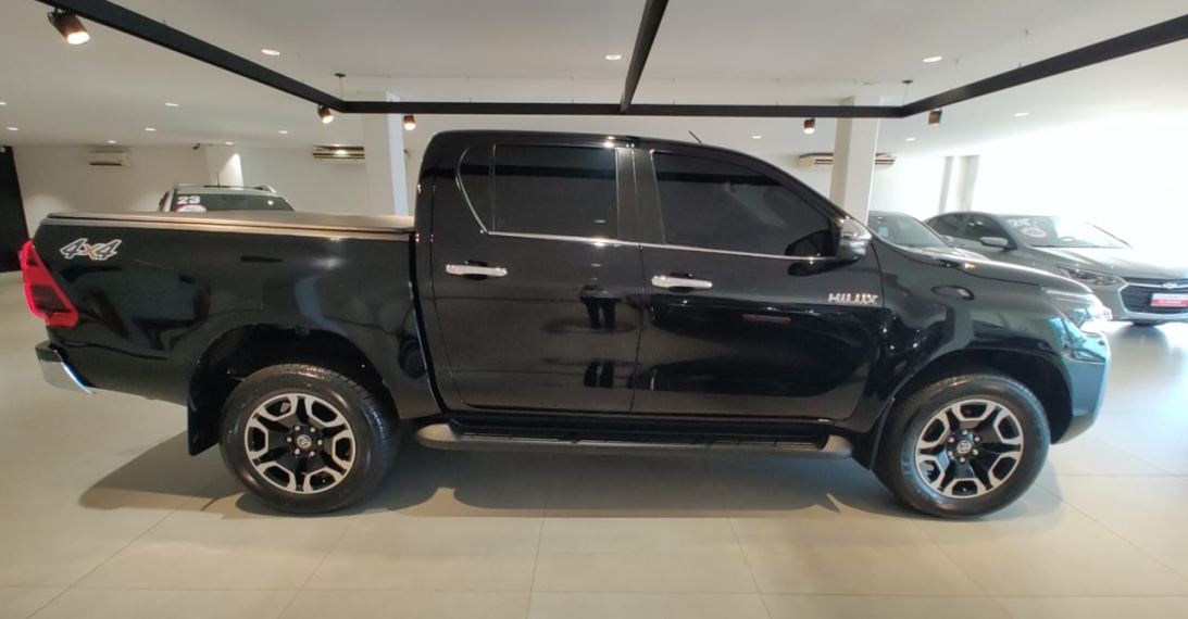 toyota hilux 2.8 d-4d turbo diesel cd srx 4x4 automatico.