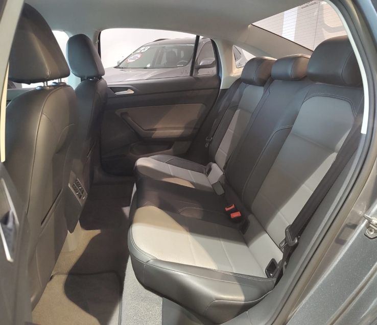 volkswagen virtus 1.0 200 tsi highline automatico flex 4p 2018