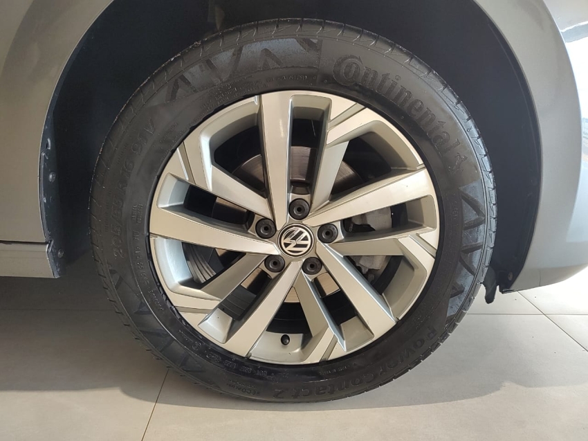 volkswagen virtus 1.0 200 tsi highline automatico flex 4p 2018