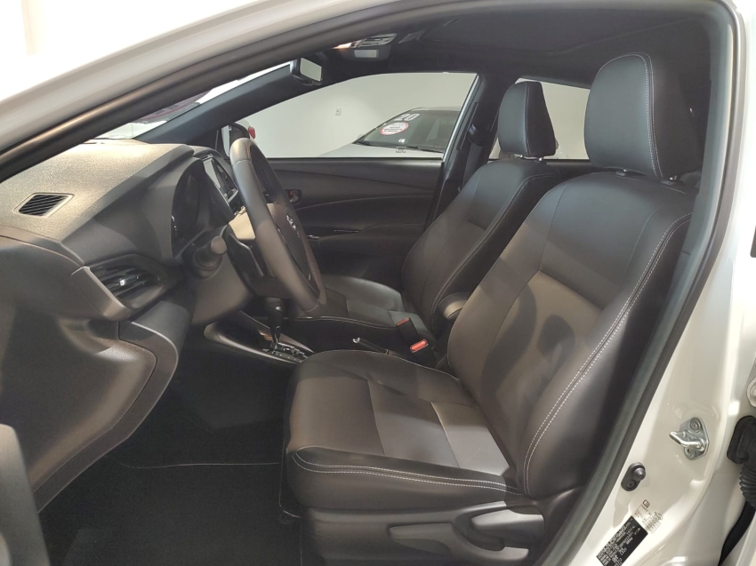 toyota yaris 1.5 16v flex xls connect multidrive 4p automatico 2023