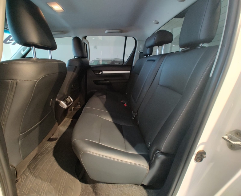 toyota hilux 2.8 srv 4x4 cd 16v diesel 4p automatico 2.7 2019
