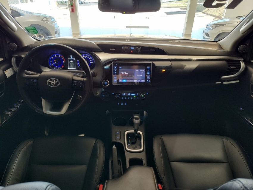 toyota hilux 2.8 srv 4x4 cd 16v diesel 4p automatico 2.7 2019