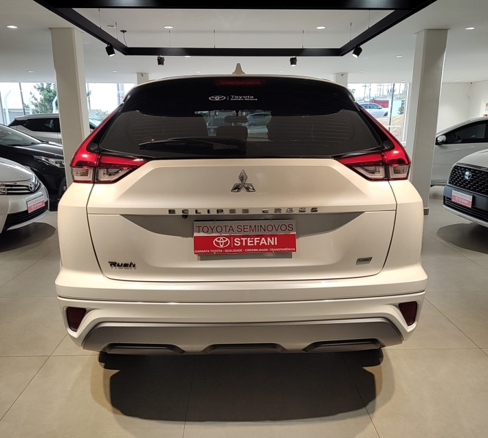 mitsubishi eclipse cross 1.5 mivec turbo gasolina gls cvt flex 4p automatico 2025