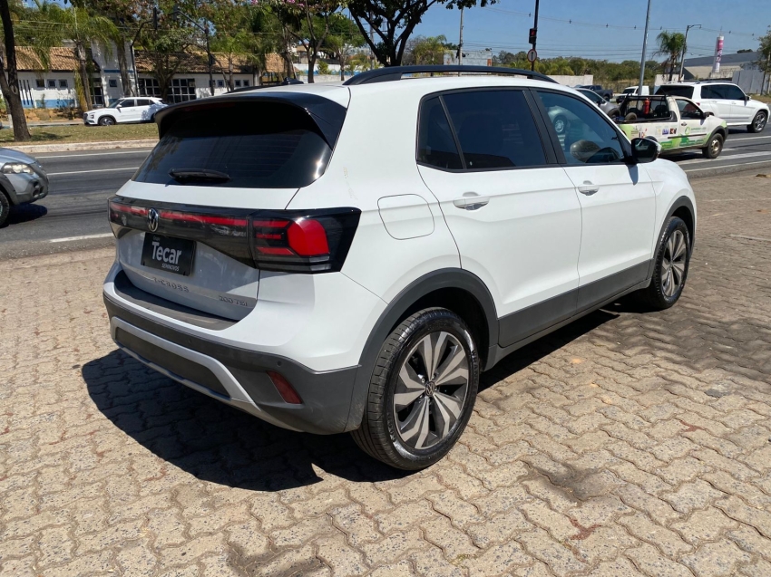 t cross tsi