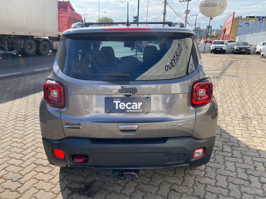 jeep renegade trailhawk