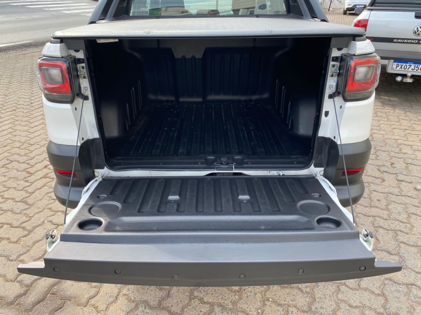 fiat strada 1.3 firefly flex volcano cd cvt 4p automatico 20245