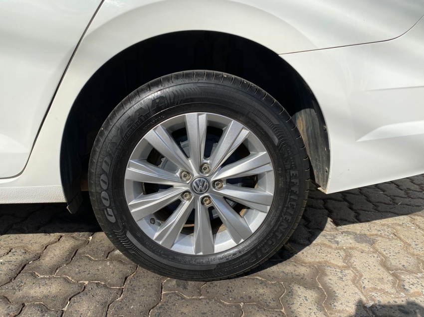 vw / virtus  1.6 msi manual14