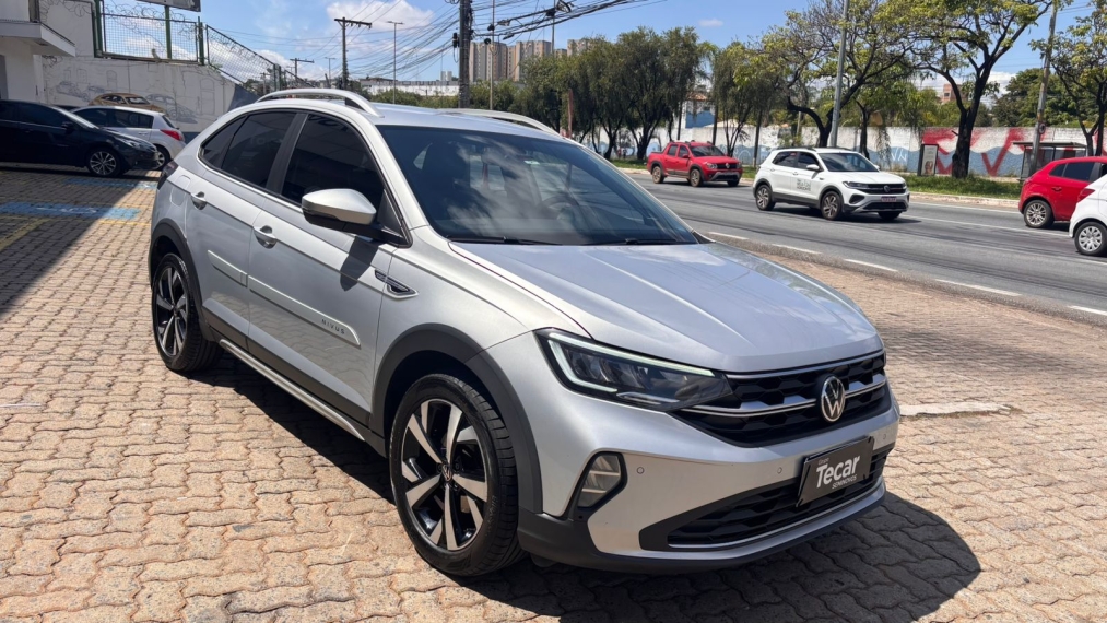 nivus hl 1.0 200 tsi at2