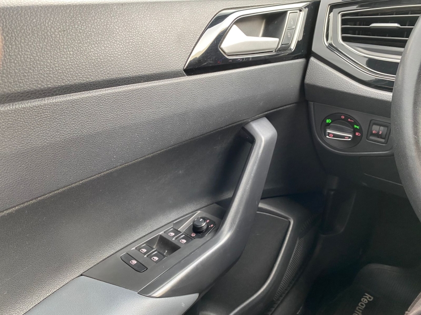 nivus highline 1.0 200 tsi11