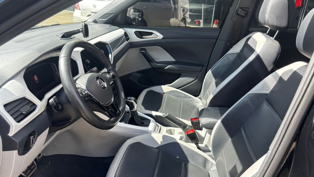 t-cross 1.4 tsi highline at10