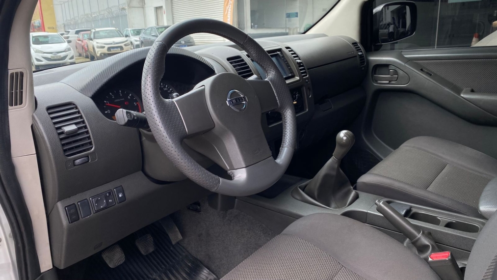 nissan frontier 2.5 xe 4x4 cd turbo eletronic diesel 4p manual 20137
