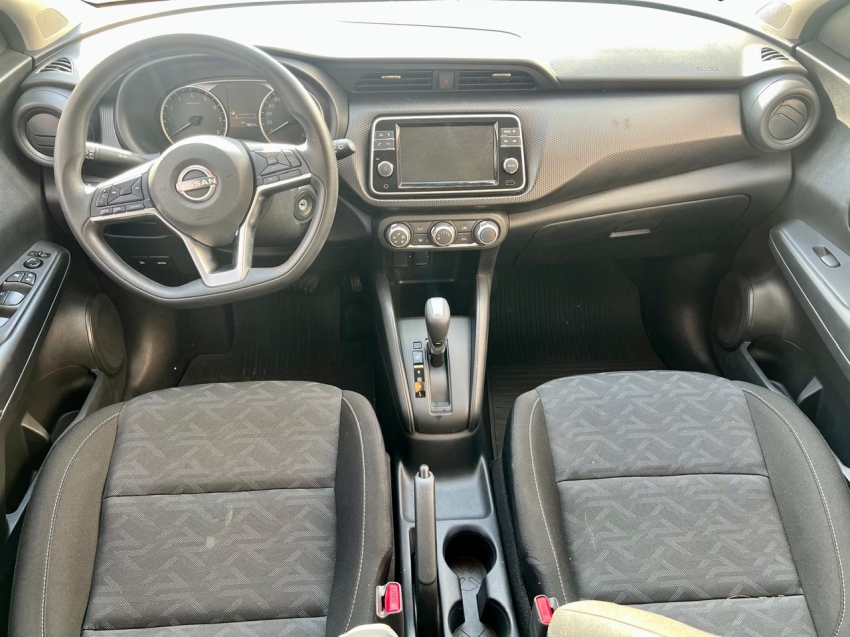 kicks sense 1.6 cvt14
