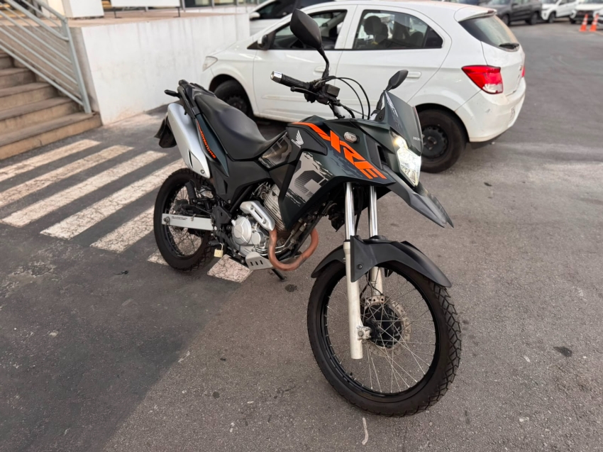 xre 300 adventure abs1