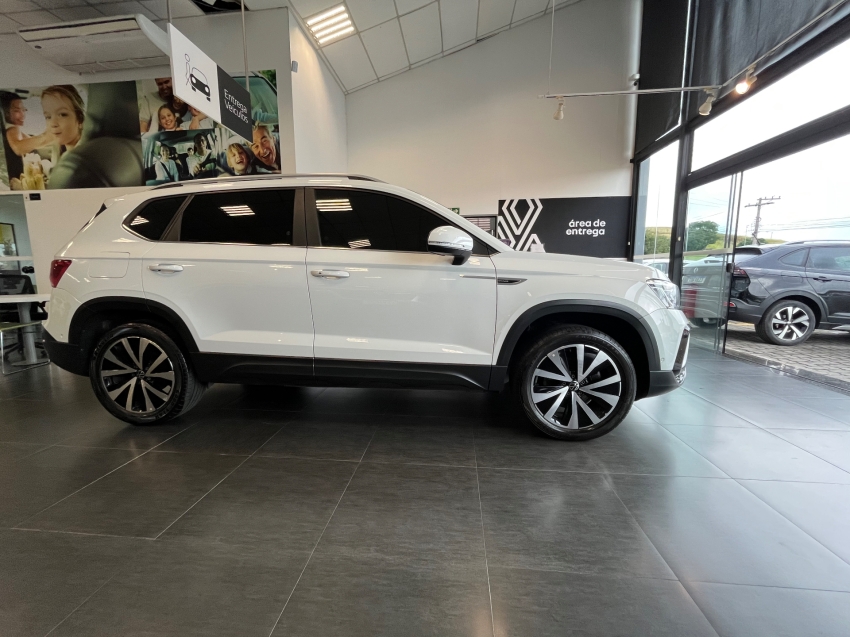 volkswagen taos 1.4 250 tsi total flex highline automatico 4p 2023