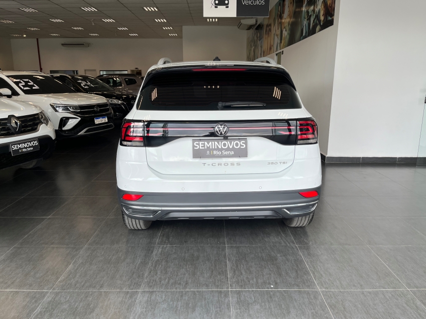 volkswagen t-cross 1.4 250 tsi total flex highline automatico 4p 2024