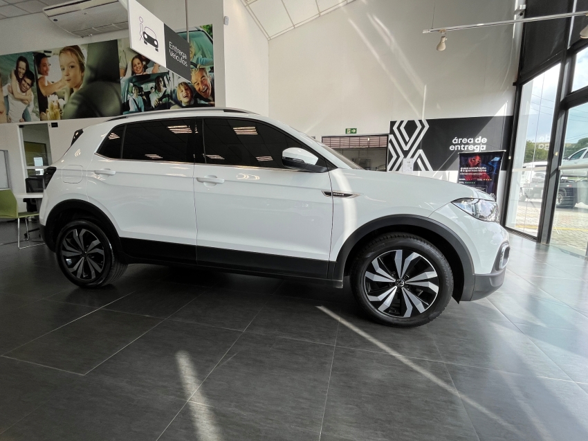 volkswagen t-cross 1.4 250 tsi total flex highline automatico 4p 2024