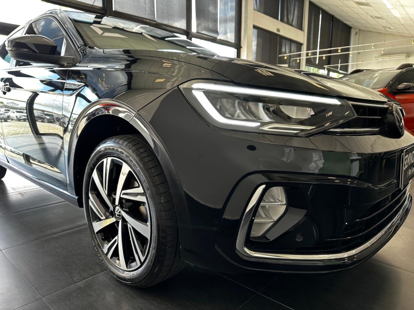 volkswagen virtus 1.0 200 tsi highline automatico flex 4p 2024