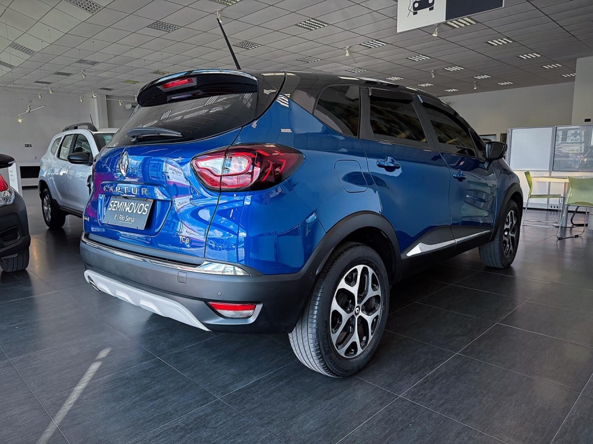 renault captur 1.3 tce flex intense x-tronic 5p automatico 20225