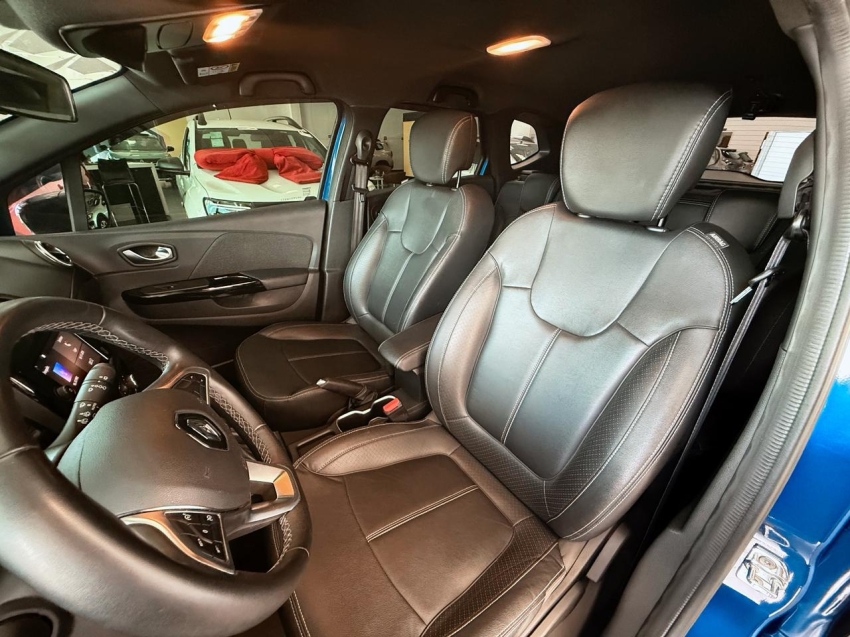 renault captur 1.3 tce flex intense x-tronic 5p automatico 202217