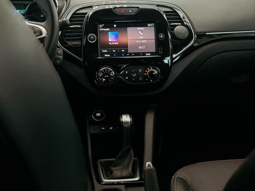 renault captur 1.3 tce flex intense x-tronic 5p automatico 20229