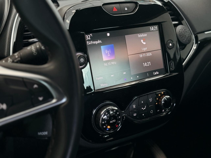 renault captur 1.3 tce flex intense x-tronic 5p automatico 202212