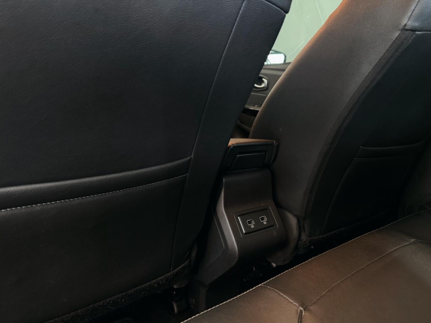 renault captur 1.3 tce flex intense x-tronic 5p automatico 202210