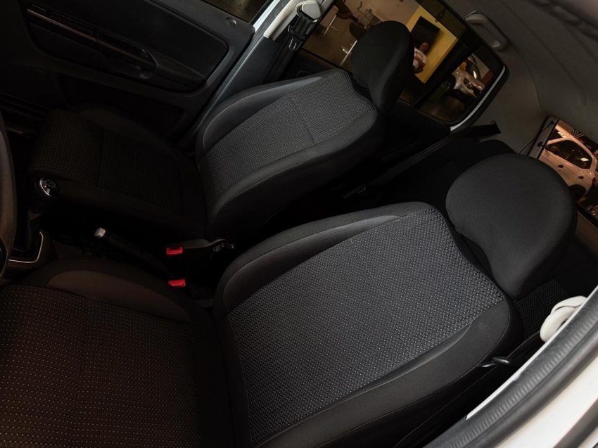 volkswagen fox 1.6 msi total flex connect 4p manual 5p 20205