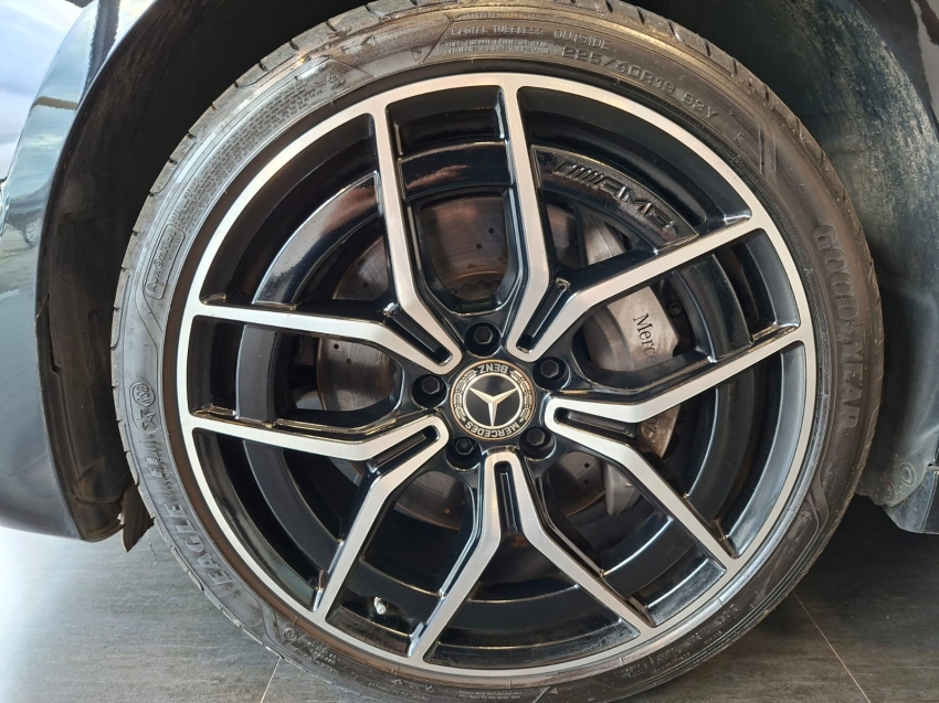 mercedes-benz c 300 2.0 eq boost hibrido amg line 9g-tronic 5p automatico 202528