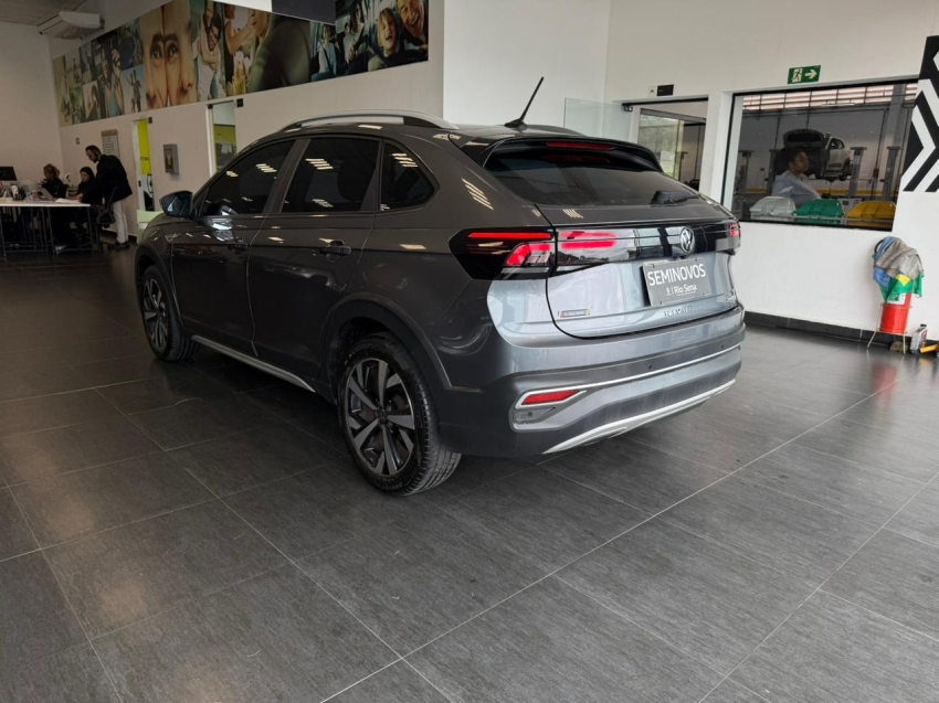 volkswagen nivus 1.0 200 tsi total flex highline automatico 5p 20233