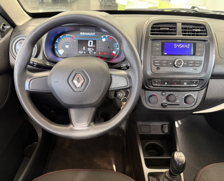 kwid zen 1.0 com apenas 9.000km12