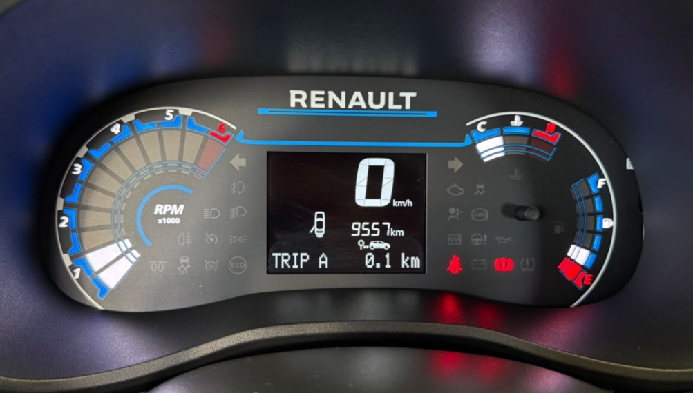 kwid zen 1.0 com apenas 9.000km14