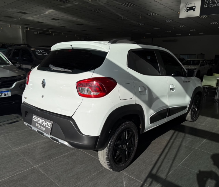 kwid outsider 1.0 flex 20224