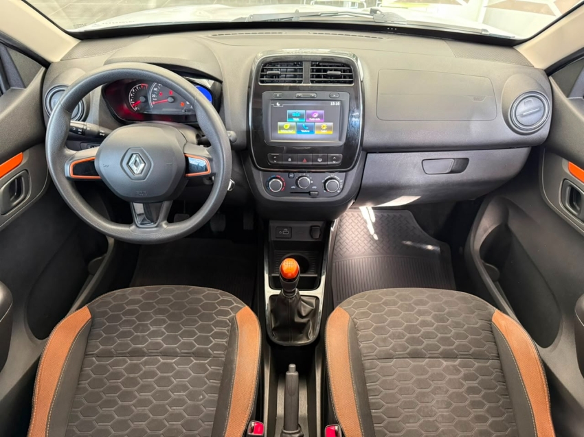 kwid outsider 1.0 flex 20228
