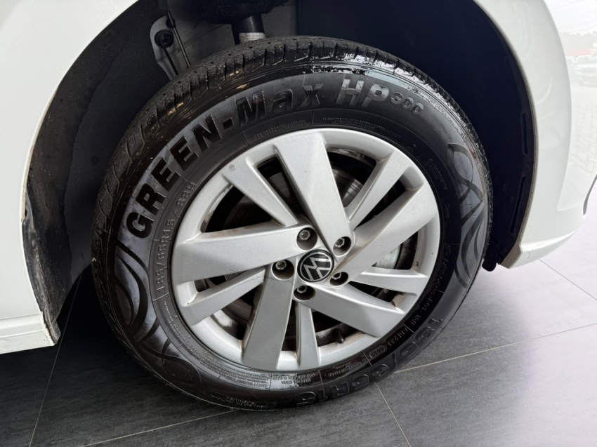 polo sense 1.0 tsi aut - apenas  6.000km18