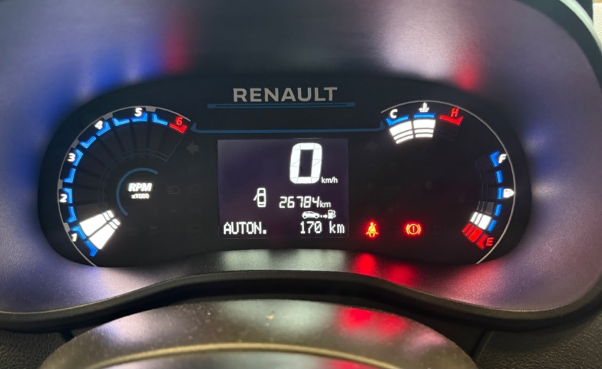 kwid outsider 1.0 2023 - apenas 26.000km14