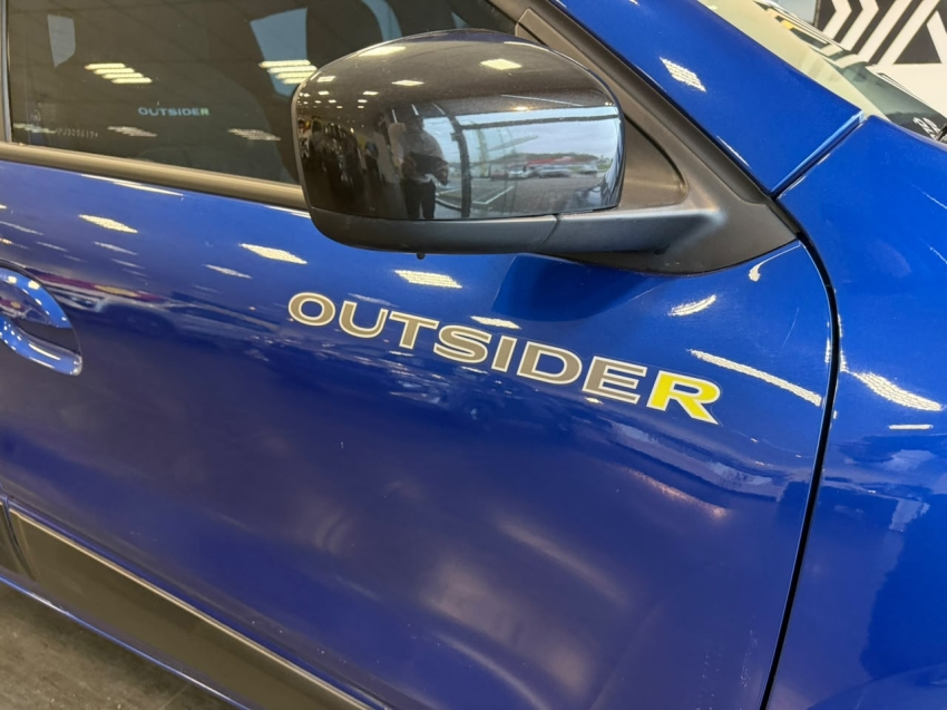 kwid outsider 1.0 2023 - apenas 26.000km7