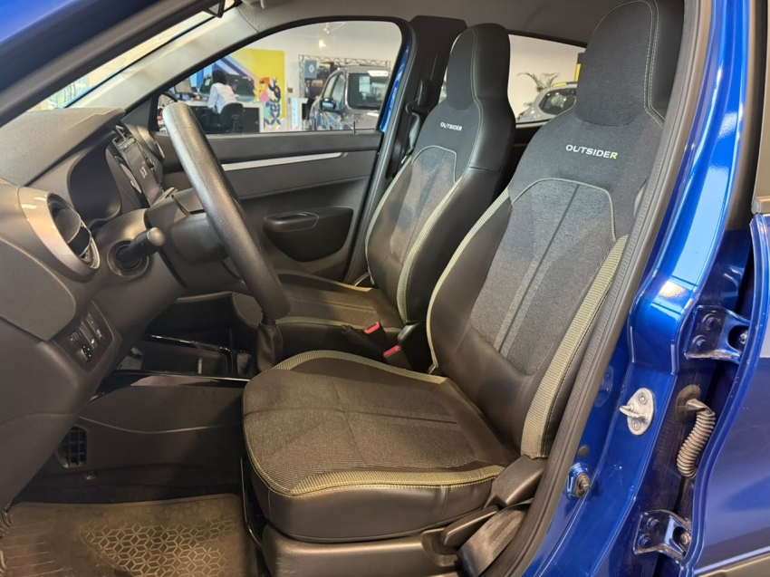 kwid outsider 1.0 2023 - apenas 26.000km15