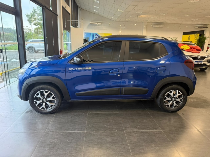 kwid outsider 1.0 2023 - apenas 26.000km4