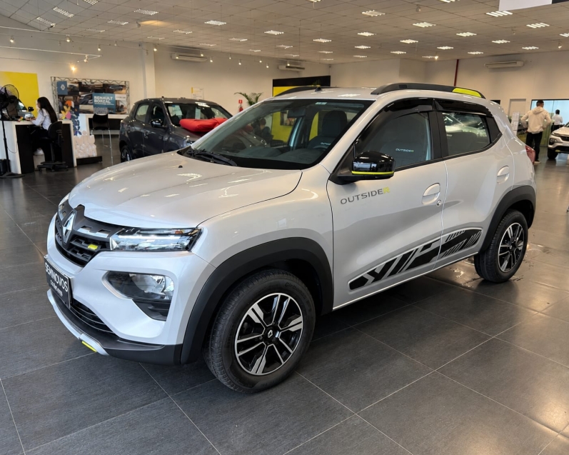 kwid outsider 1.0 2026 - apenas 5.400km3