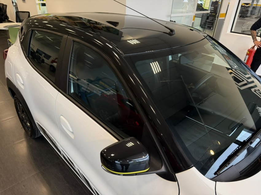 kwid iconic 1.0 20268
