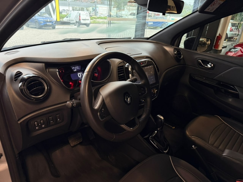 captur intense 1.6 aut 202010