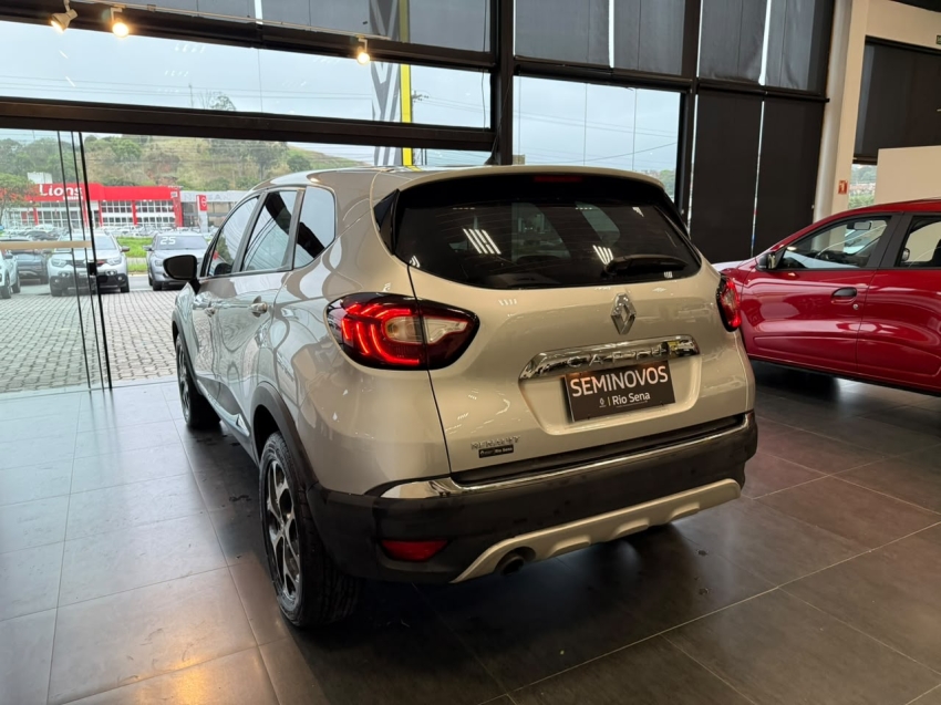 captur intense 1.6 aut 20203