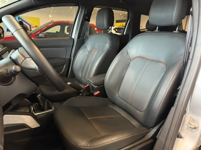 duster iconic 1.3 tc3 2025 - unico dono15