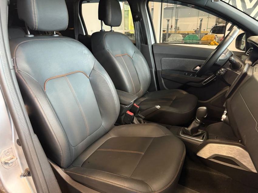duster iconic 1.3 tc3 2025 - unico dono16
