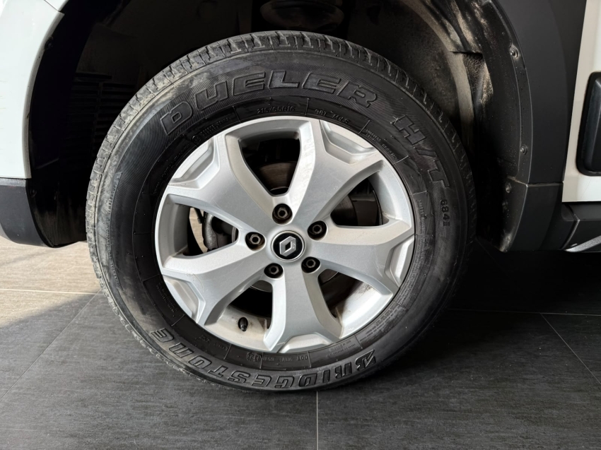 renault duster 1.6 16v sce flex zen x-tronic 5p automatico 202222