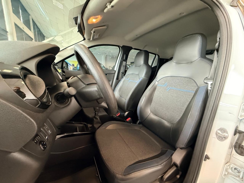 renault kwid 1.0 12v sce flex intense manual 4p 202312